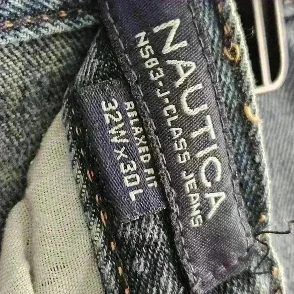 Nautica Relaxed Fit  Mid-rise Straight Leg Medium Wash Jeans Size 32W x 30L EUC - Picture 5 of 12